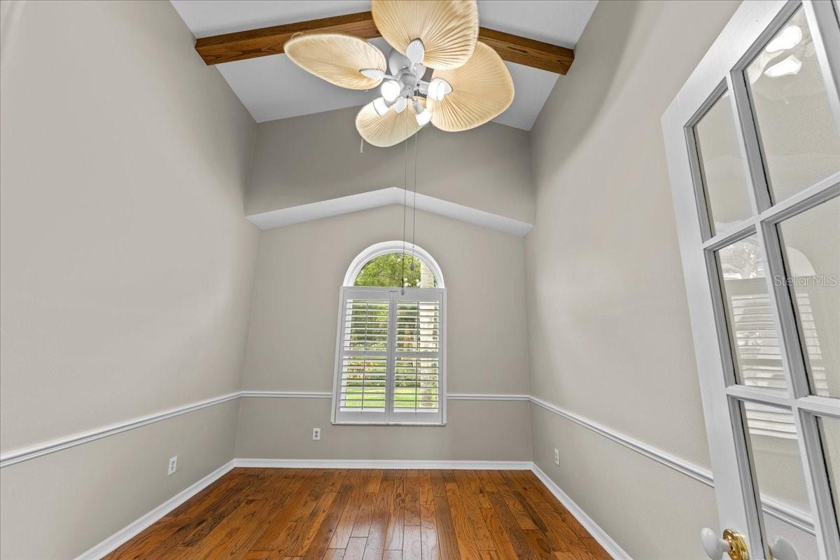 1589 MARY LN — photo 54