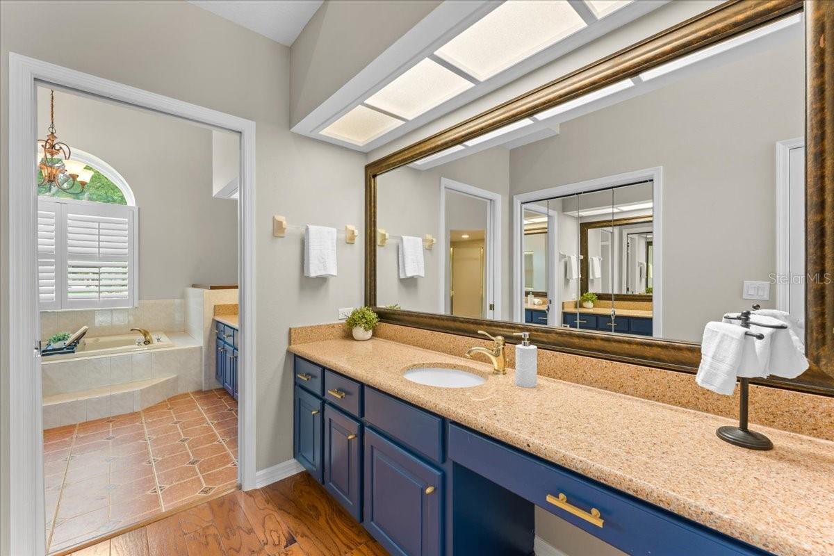 1589 MARY LN — photo 43