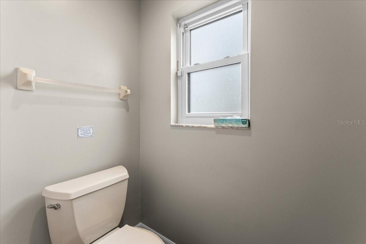1589 MARY LN — photo 51