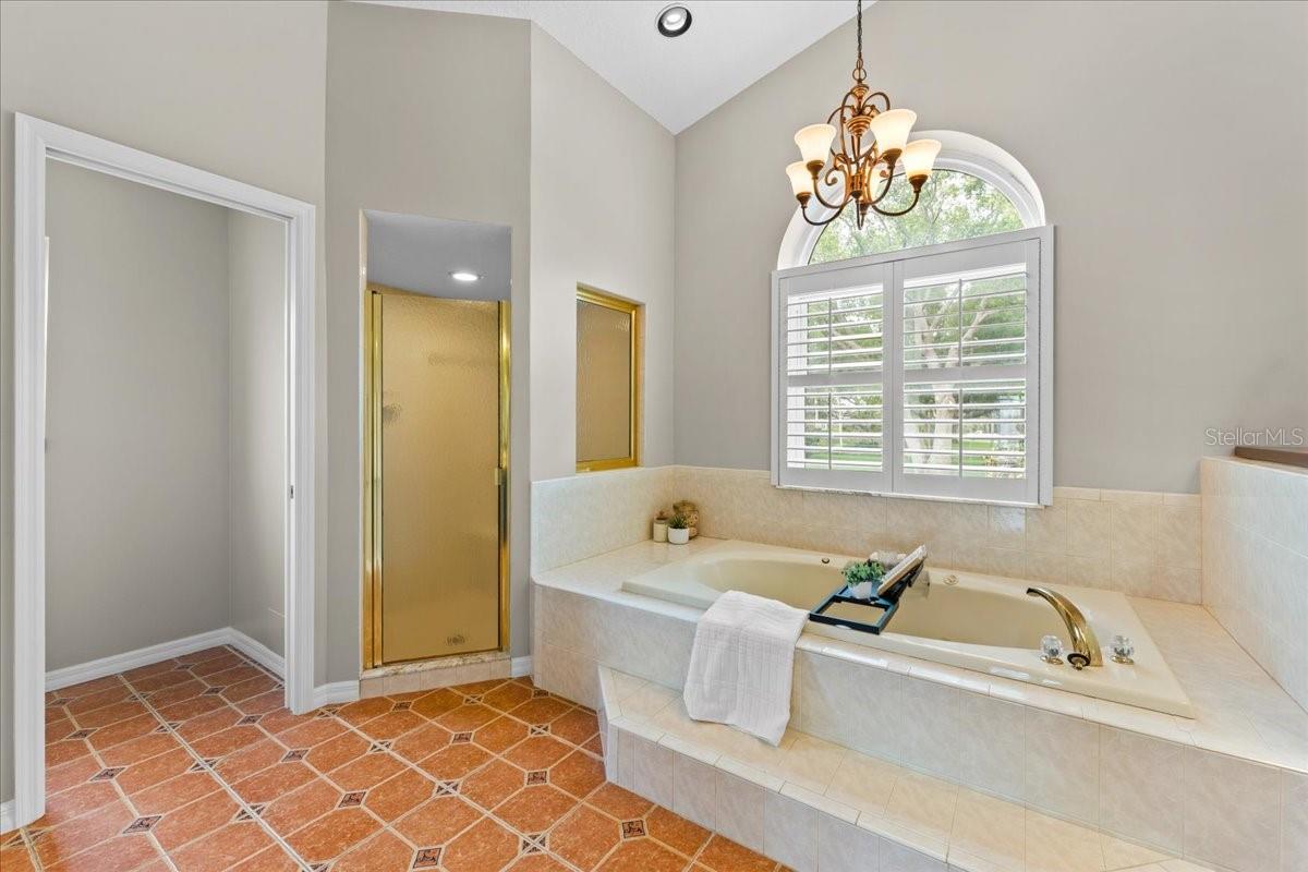 1589 MARY LN — photo 49