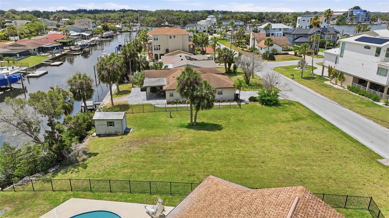 8126 BRIGHTON DR — photo 10