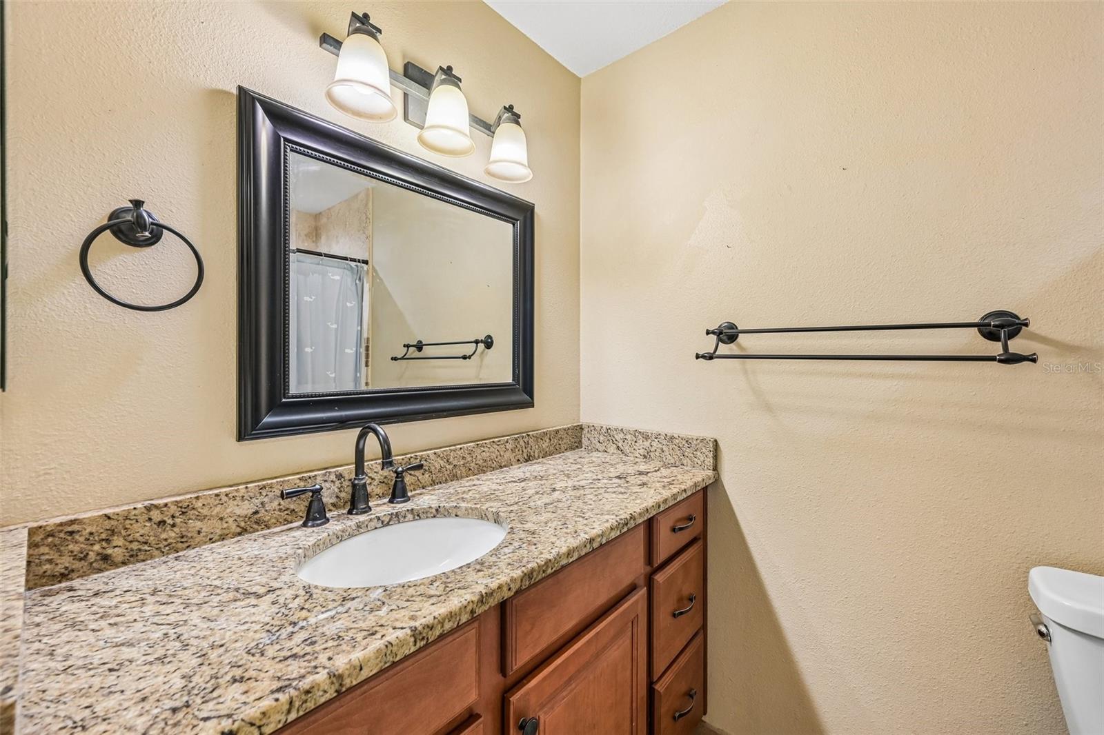 3304 SWAAN LN — photo 17