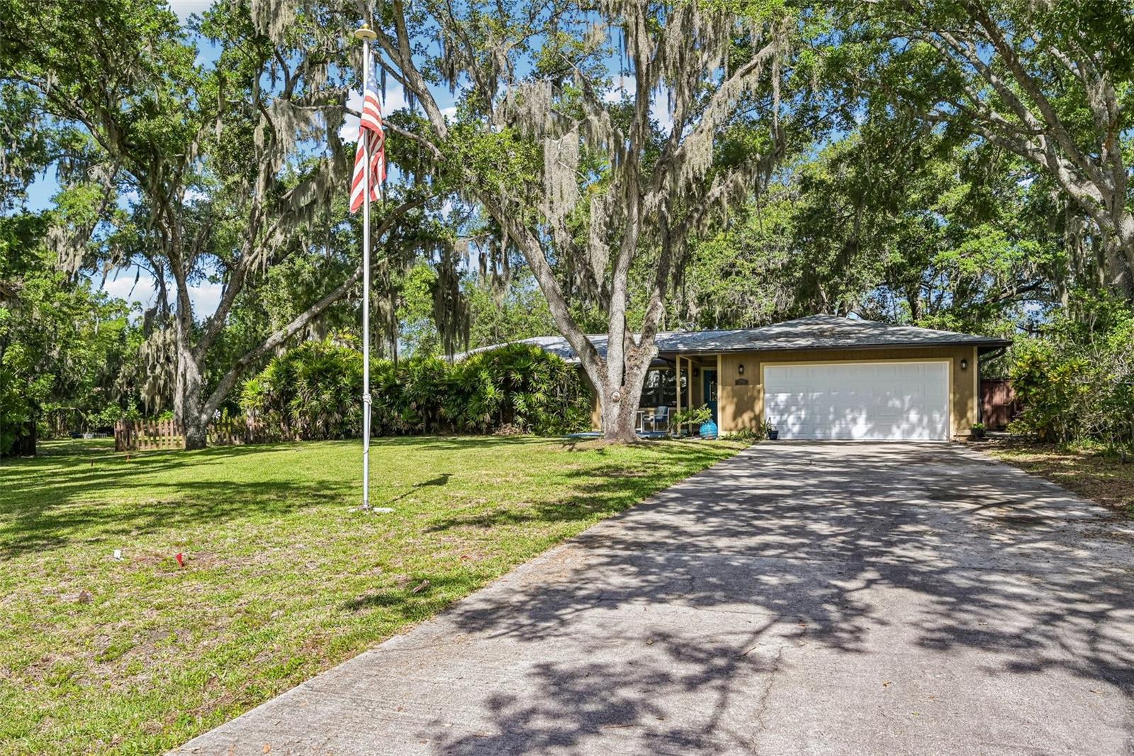 3304 SWAAN LN — photo 3