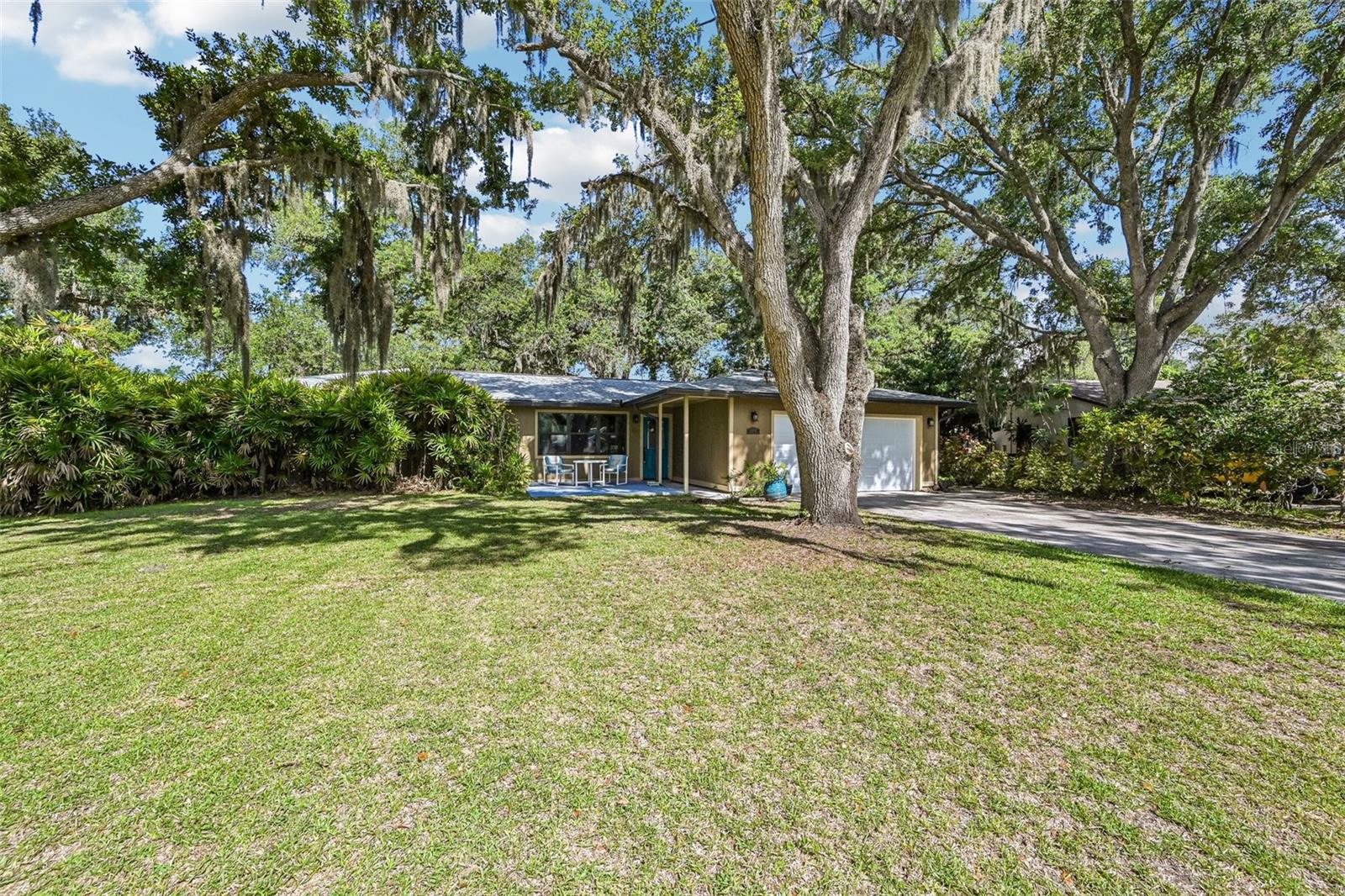 3304 SWAAN LN — photo 4