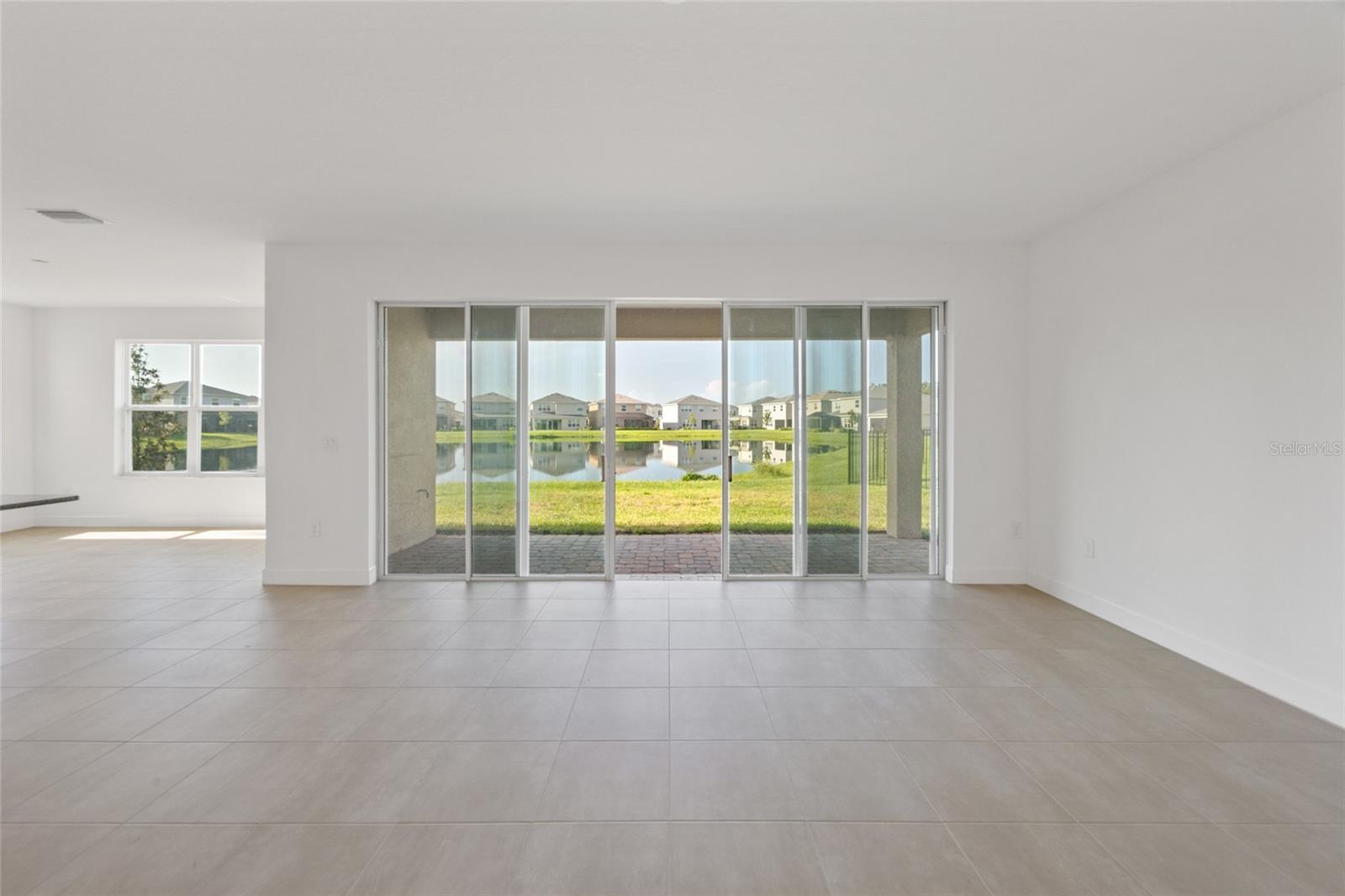 32684 TAMARIND GROVE LN — photo 8