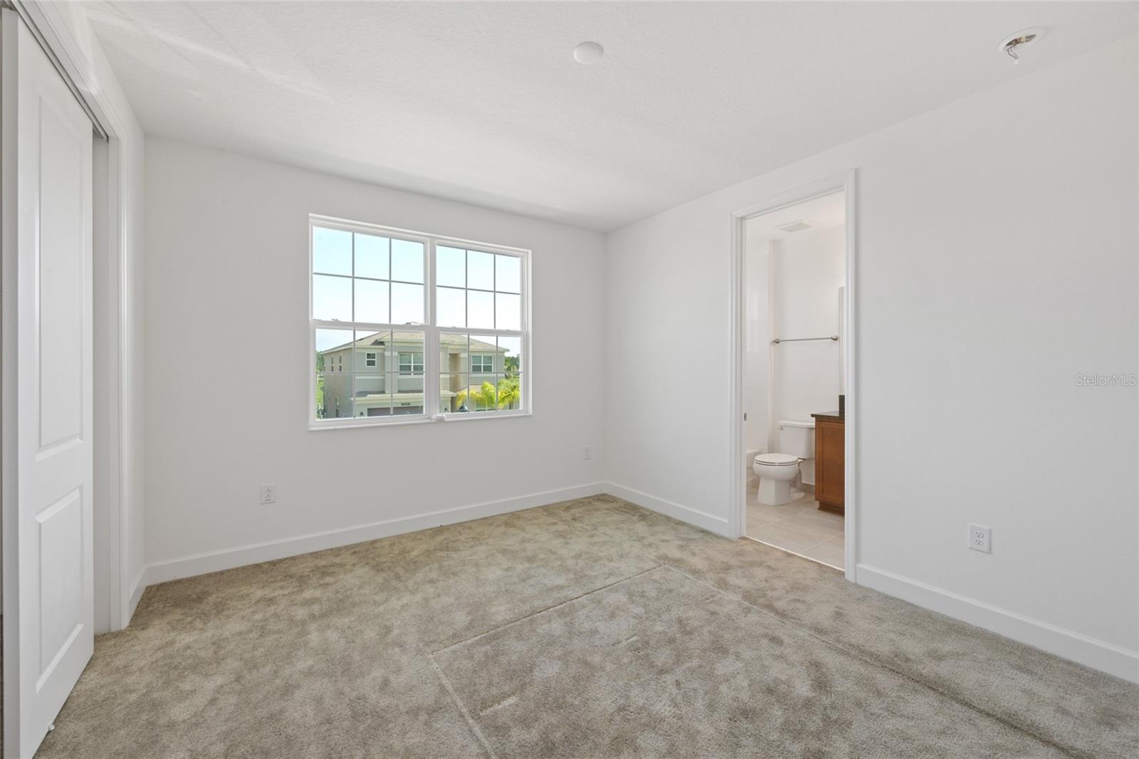 32684 TAMARIND GROVE LN — photo 44