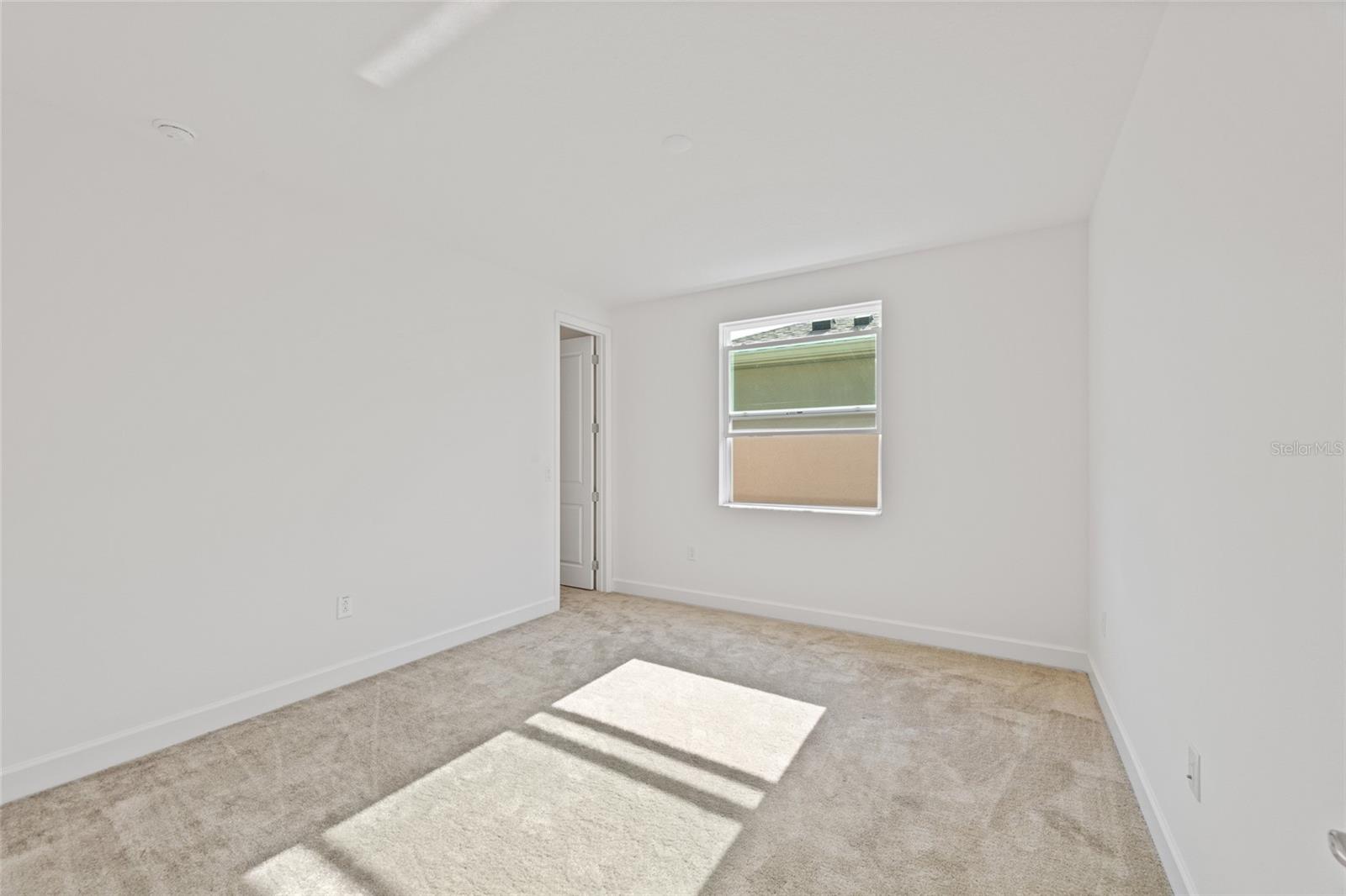 32684 TAMARIND GROVE LN — photo 40