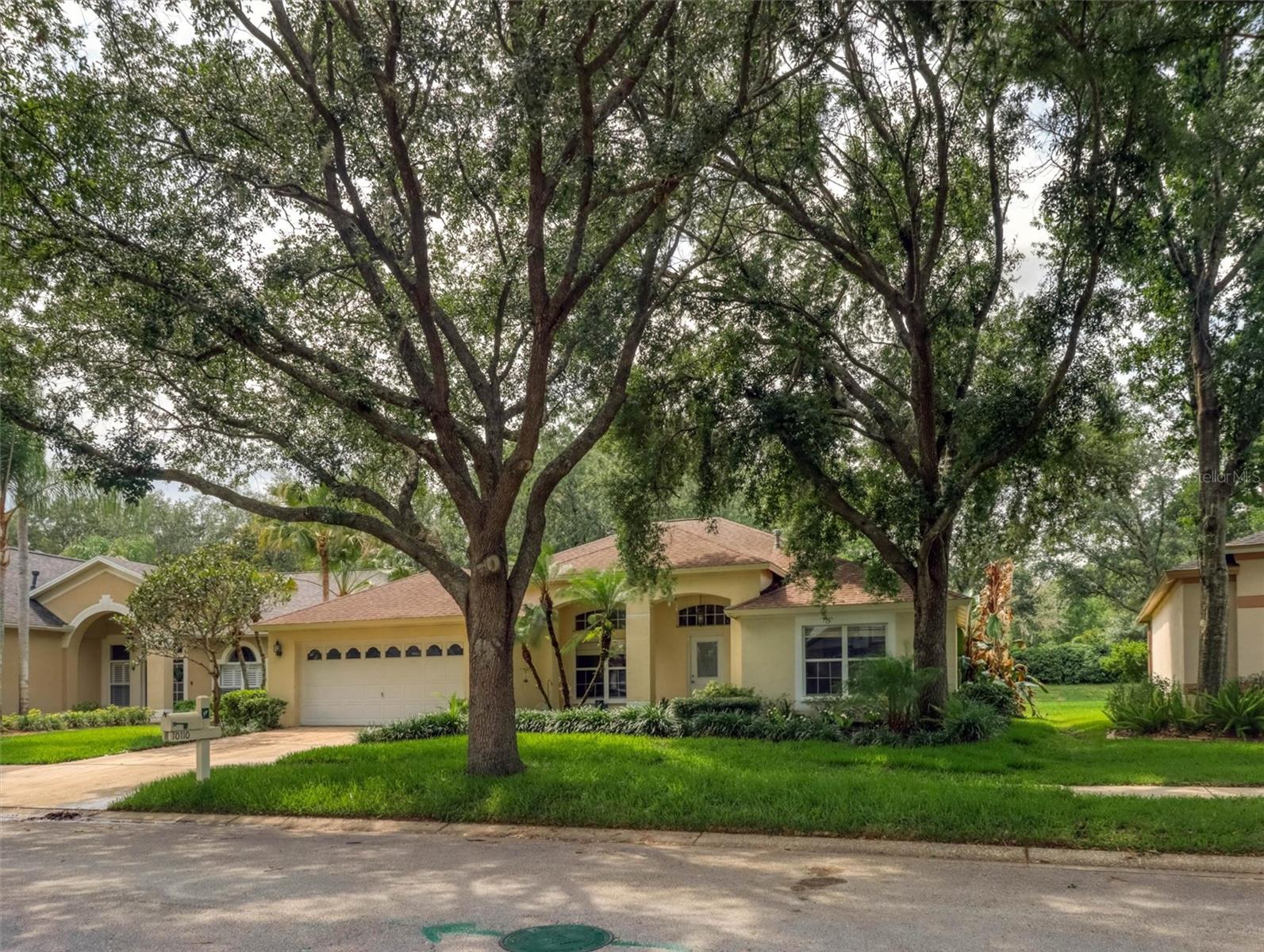 10110 WHISPER POINTE DR — photo 4