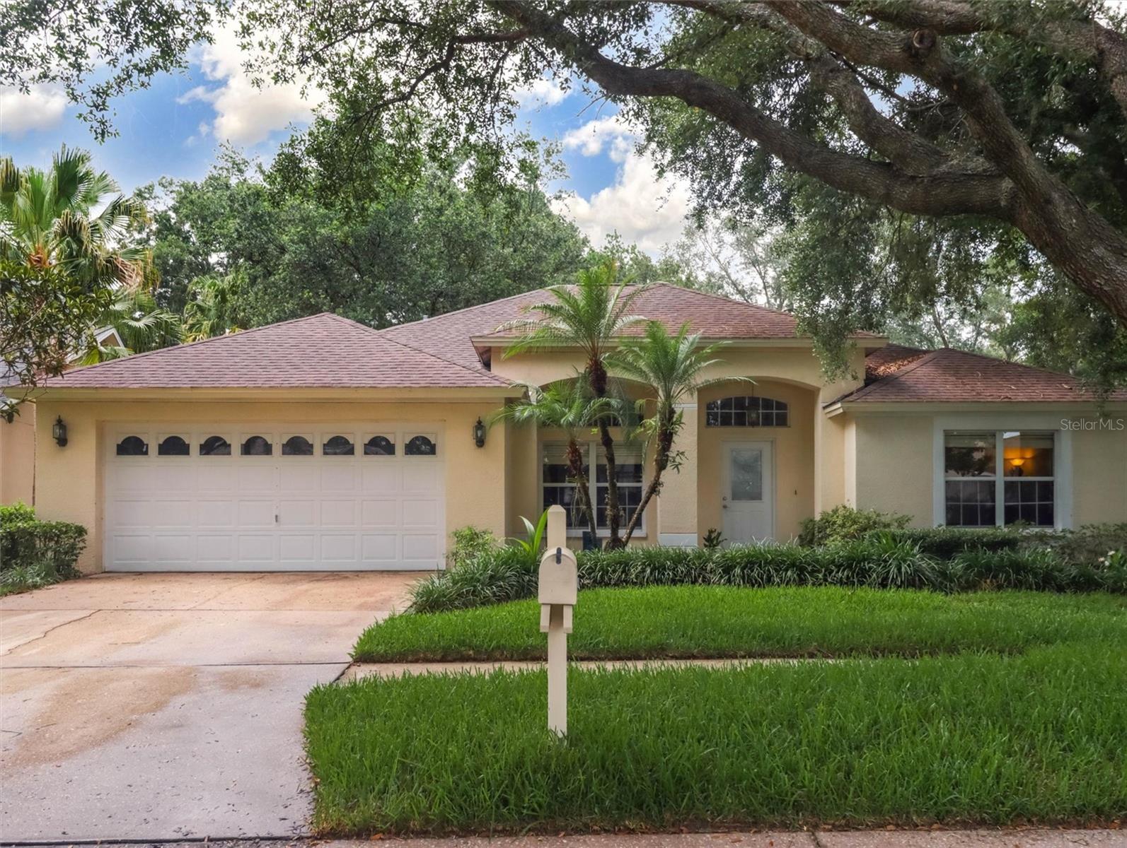 10110 WHISPER POINTE DR — photo 2