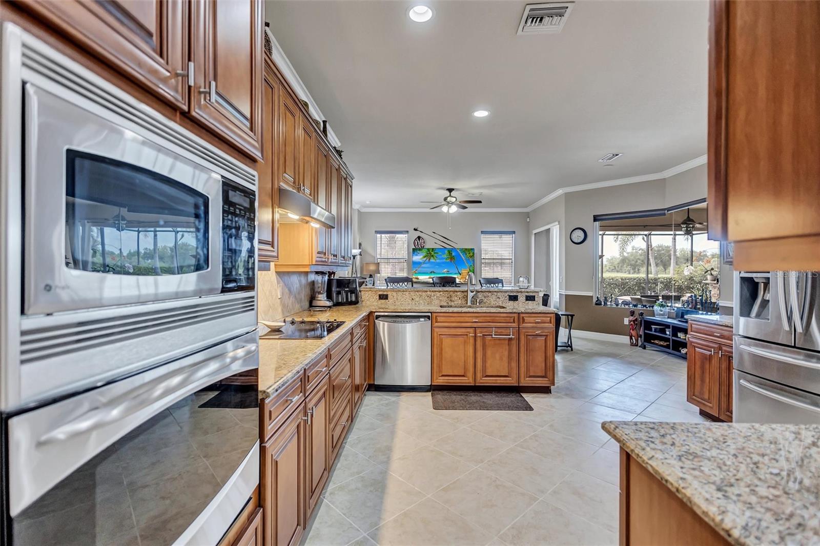 7511 HERITAGE GRAND PL — photo 29