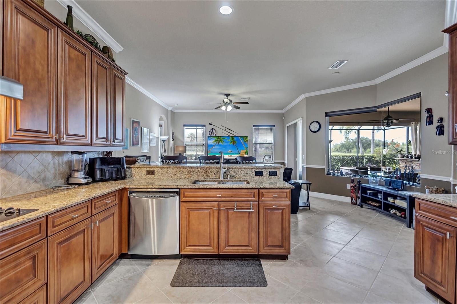 7511 HERITAGE GRAND PL — photo 32