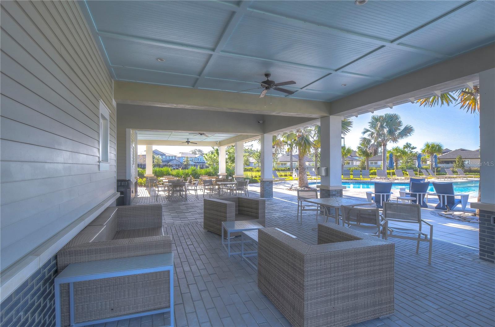 30600 THUNDERBIRD DR — photo 42