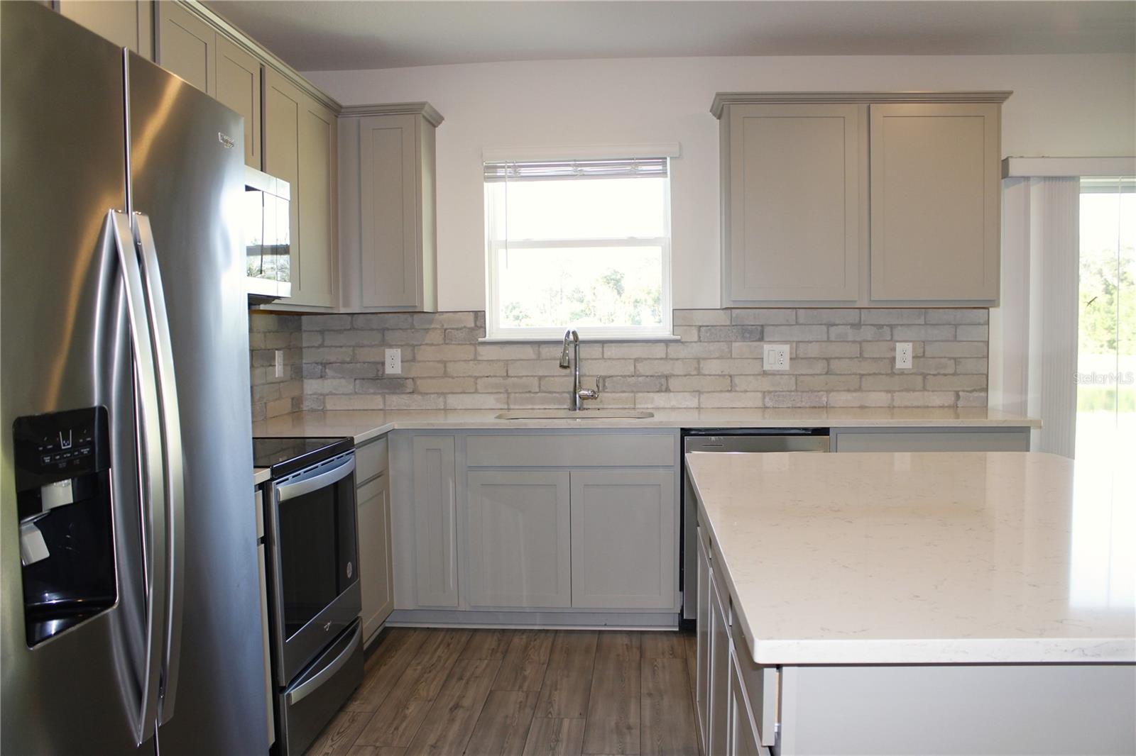30600 THUNDERBIRD DR — photo 25