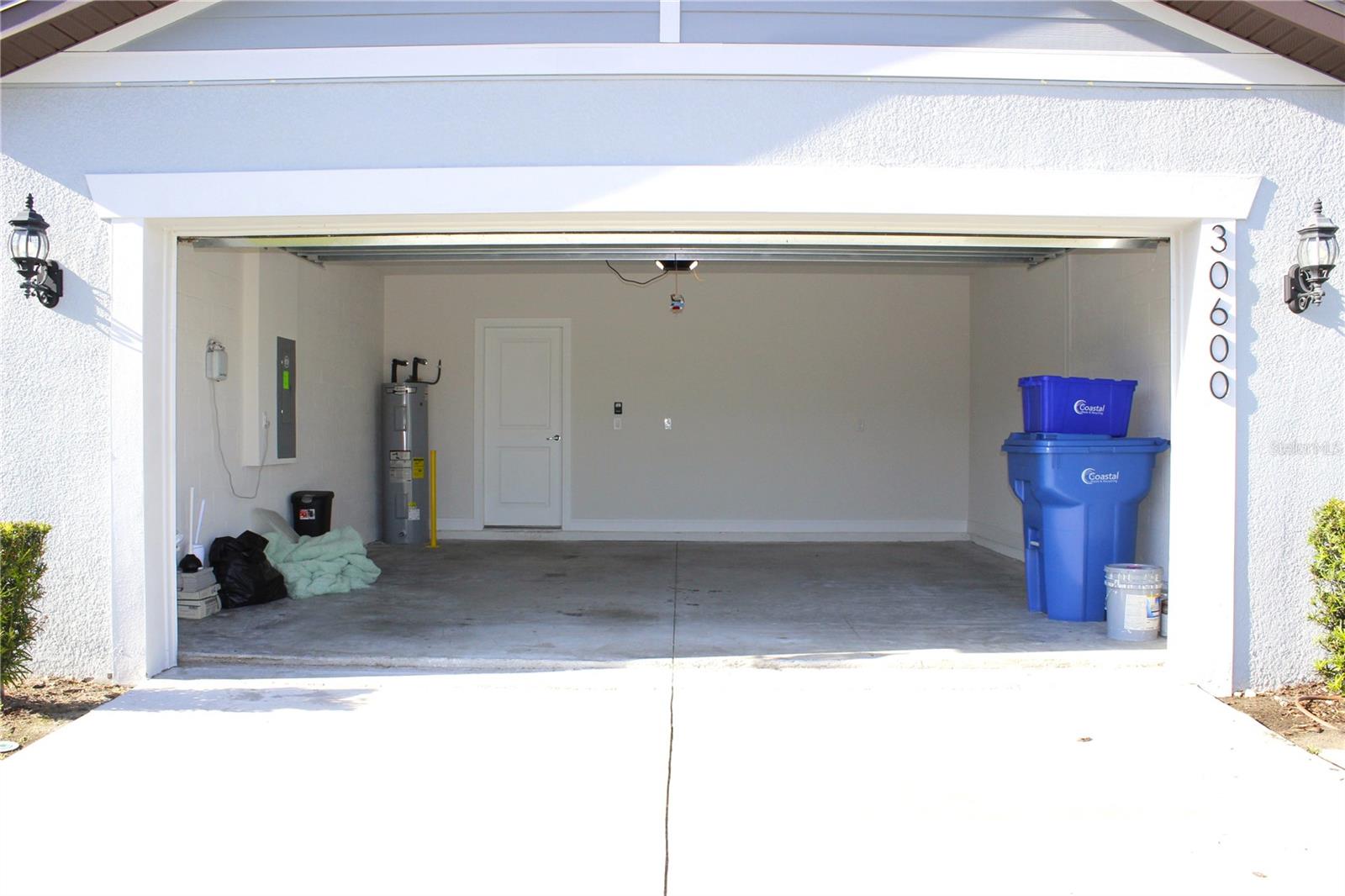 30600 THUNDERBIRD DR — photo 14