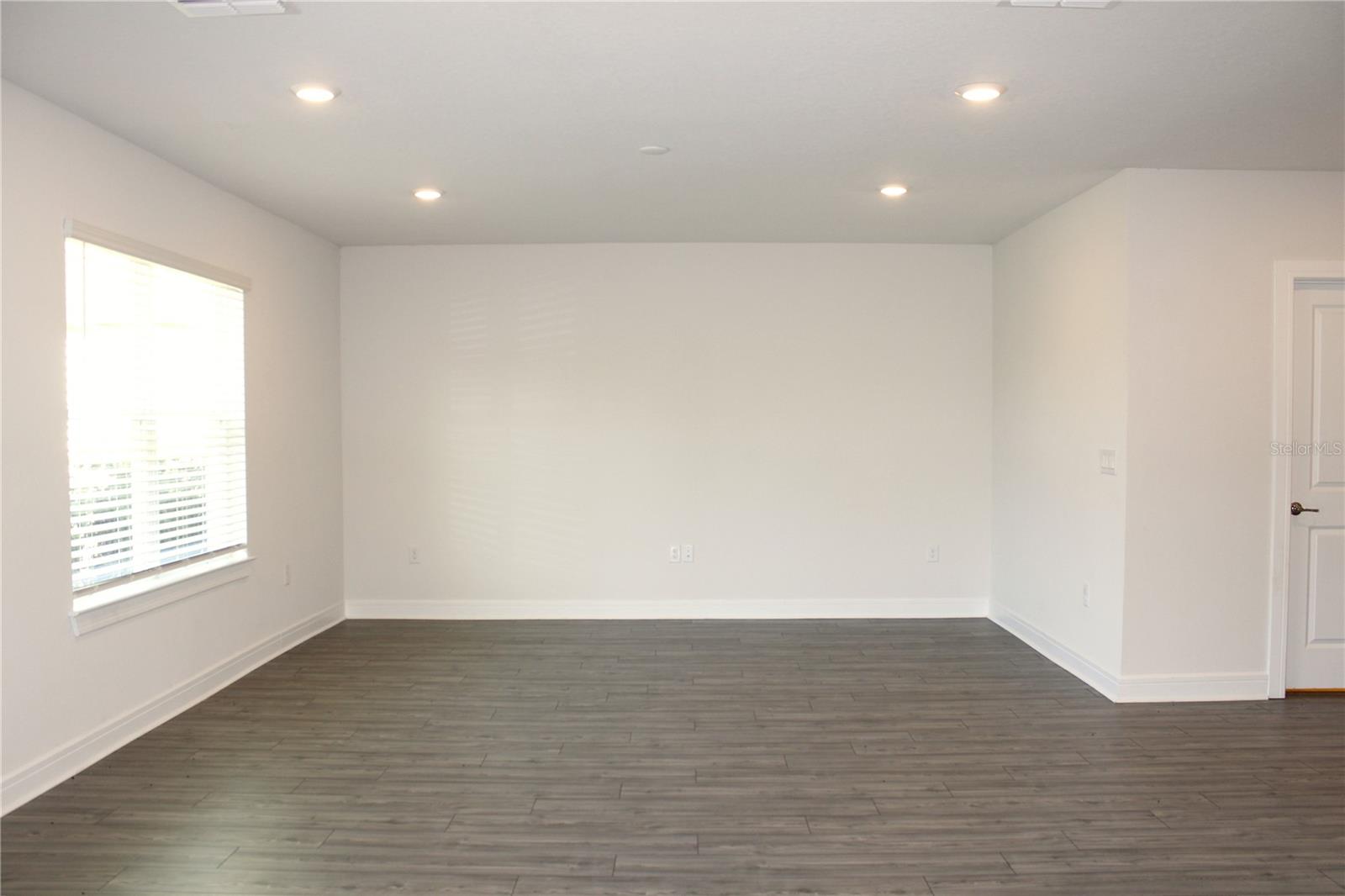 30600 THUNDERBIRD DR — photo 36