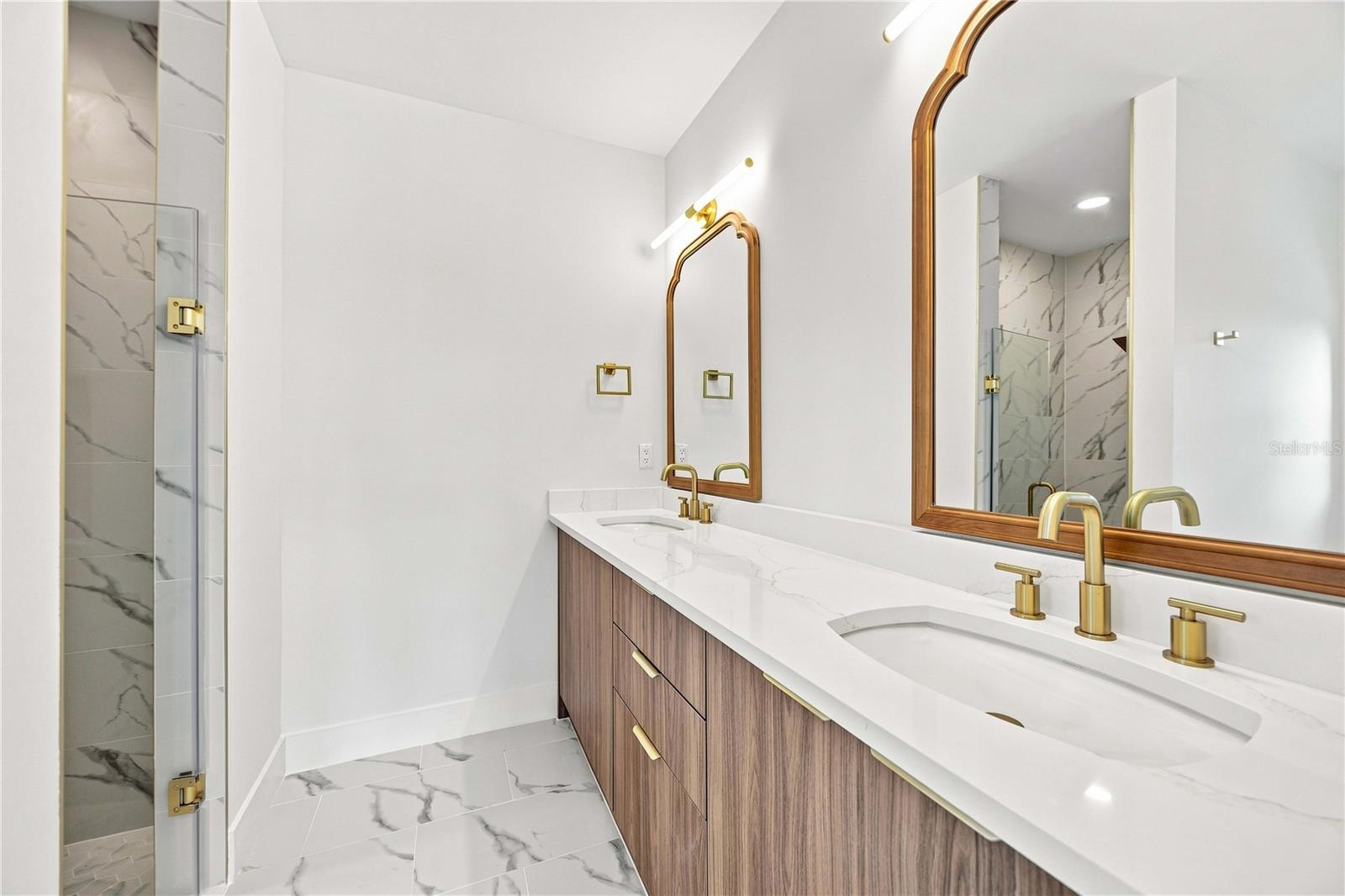 5820 OXALIS RD — photo 17