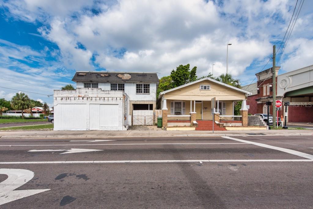 1406 N HOWARD AVE — photo 2