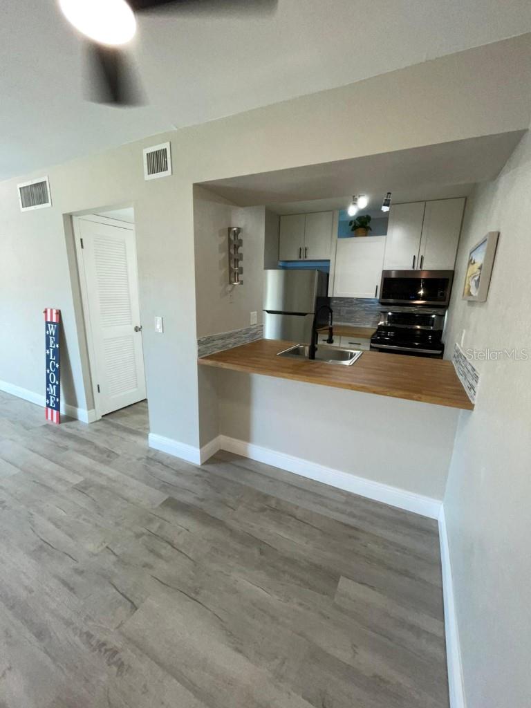1799 N HIGHLAND AVE #172 — photo 25