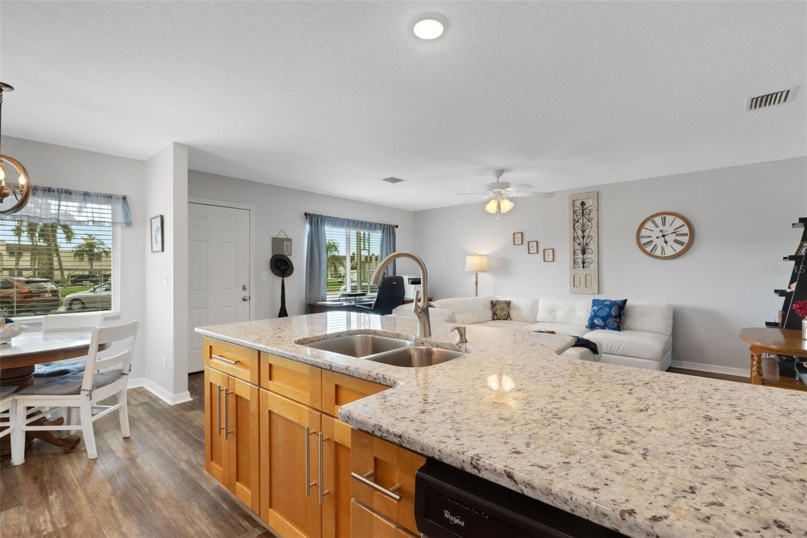 8039 GARDEN DR #109 — photo 13