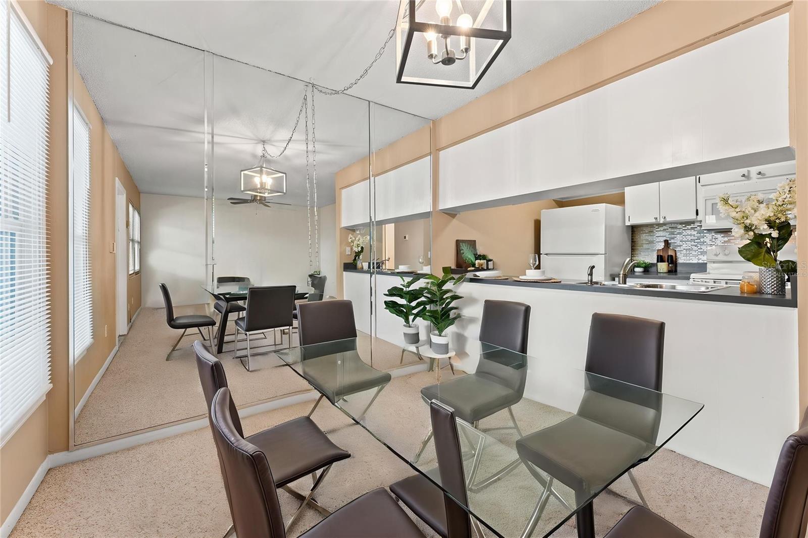 527 S LINCOLN AVE #A208 — photo 11