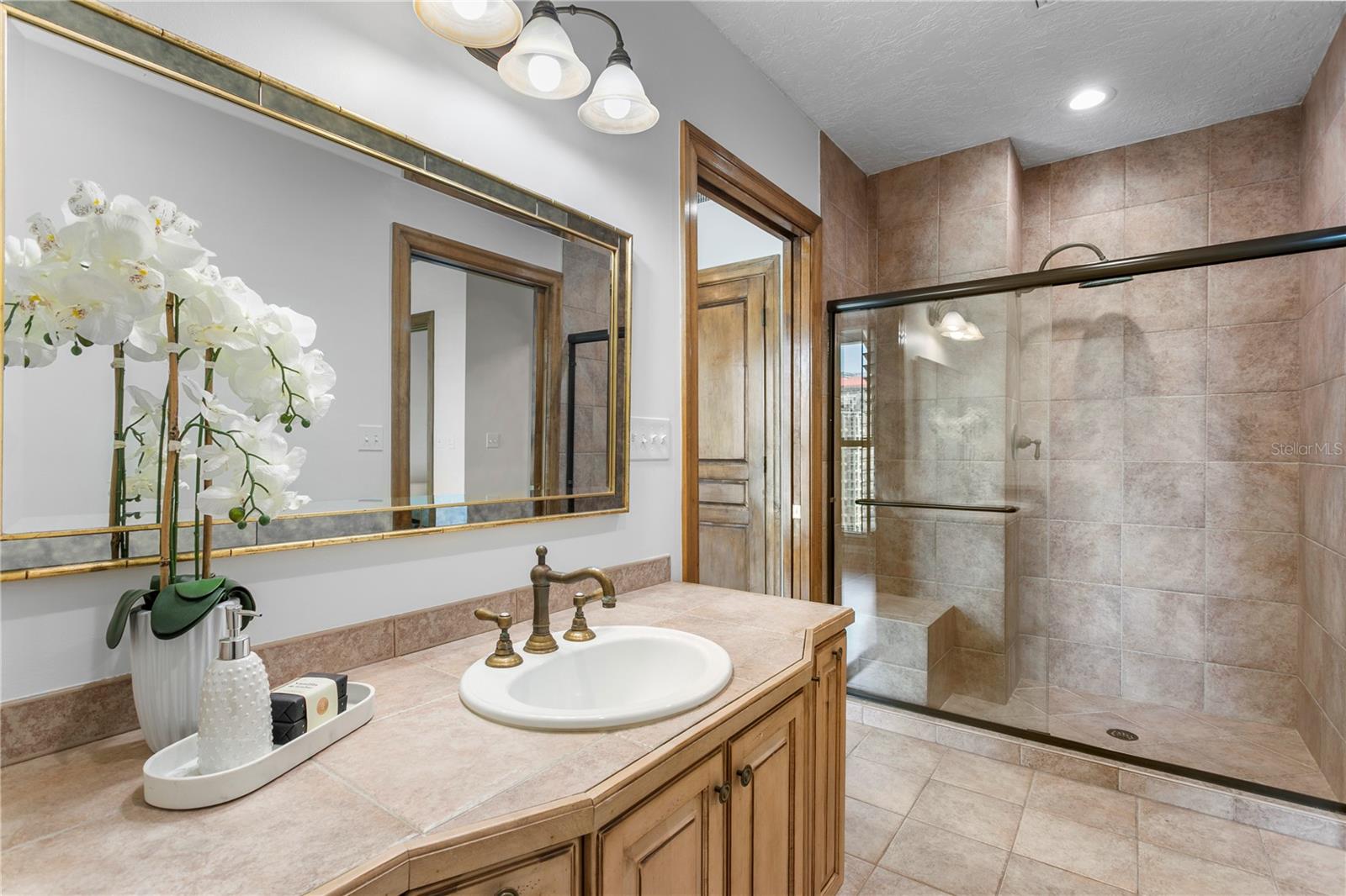 288 BEACH DR NE #PH-2A — photo 33