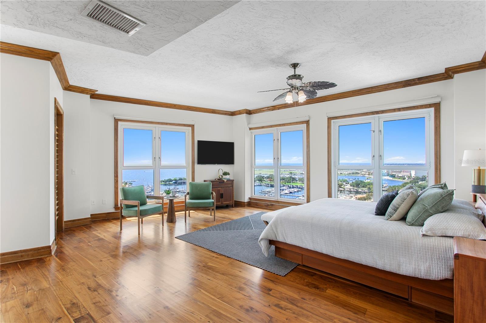 288 BEACH DR NE #PH-2A — photo 27