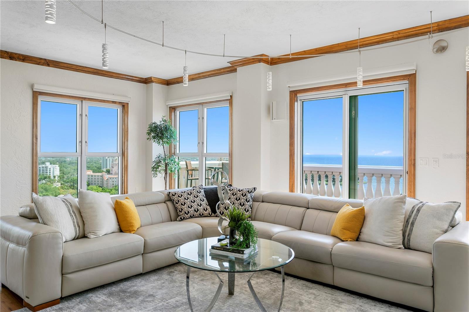 288 BEACH DR NE #PH-2A — photo 13
