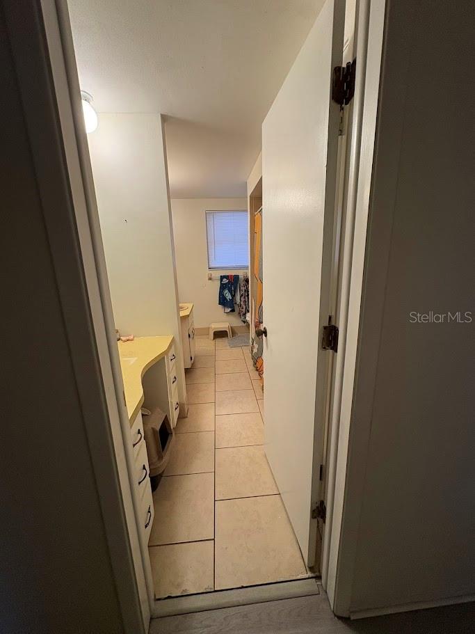 8220 FOX HOLLOW DR — photo 6