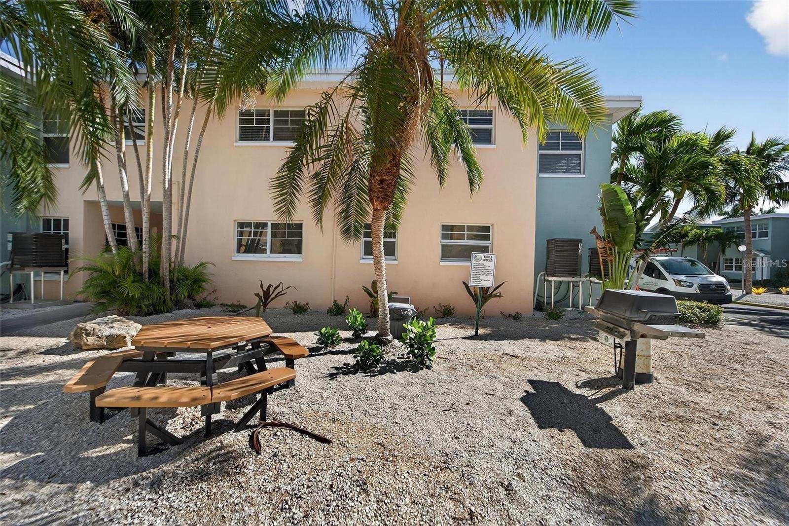 19417 GULF BLVD #F110 — photo 57