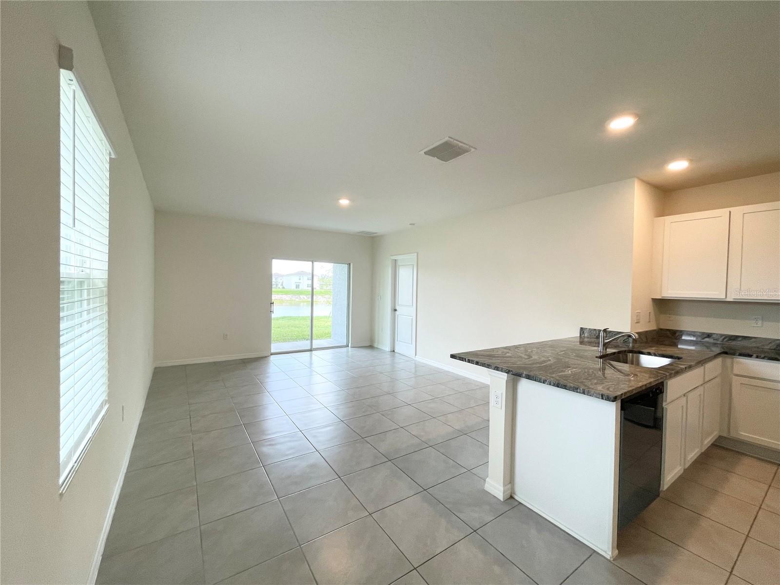 35759 SUNFLOWER HILL DR — photo 7