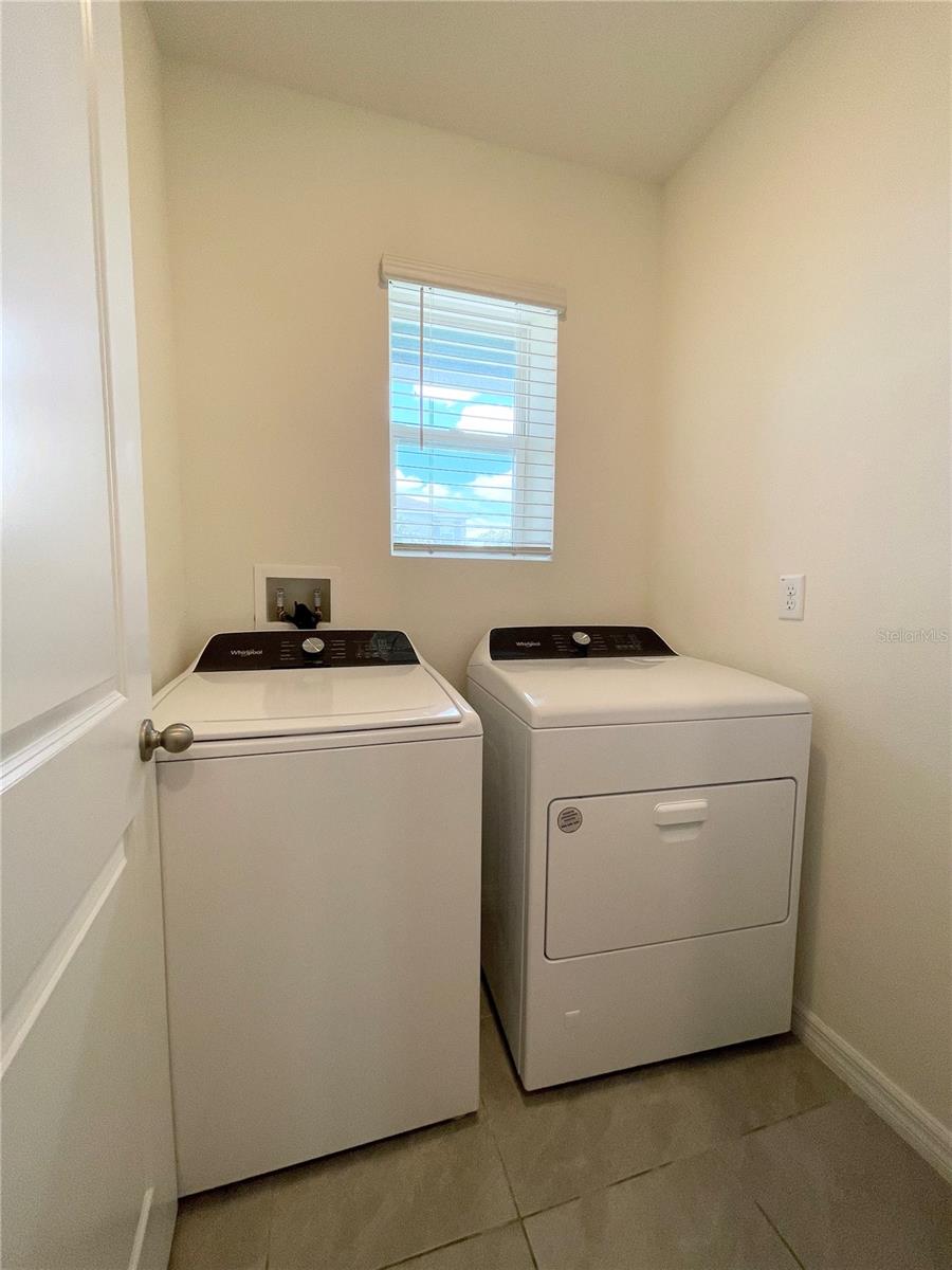 35759 SUNFLOWER HILL DR — photo 35