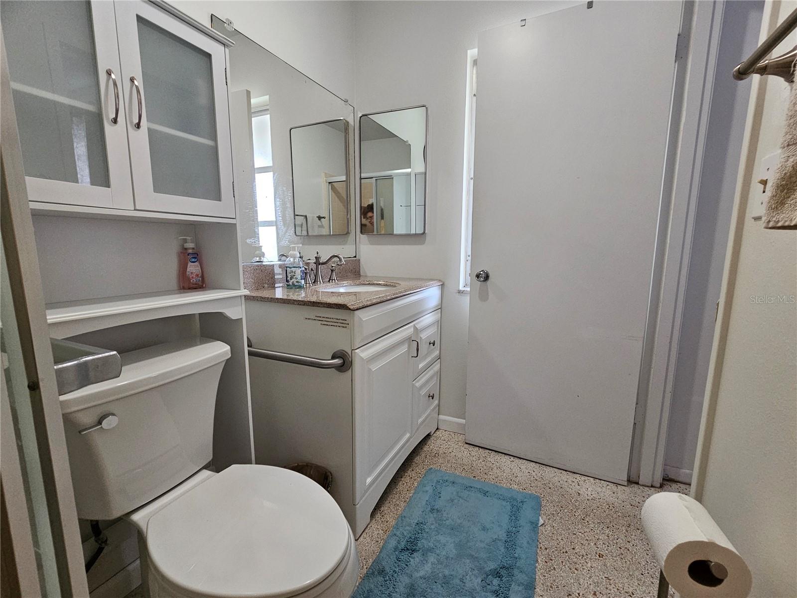 1703 AMHURST CIR — photo 24