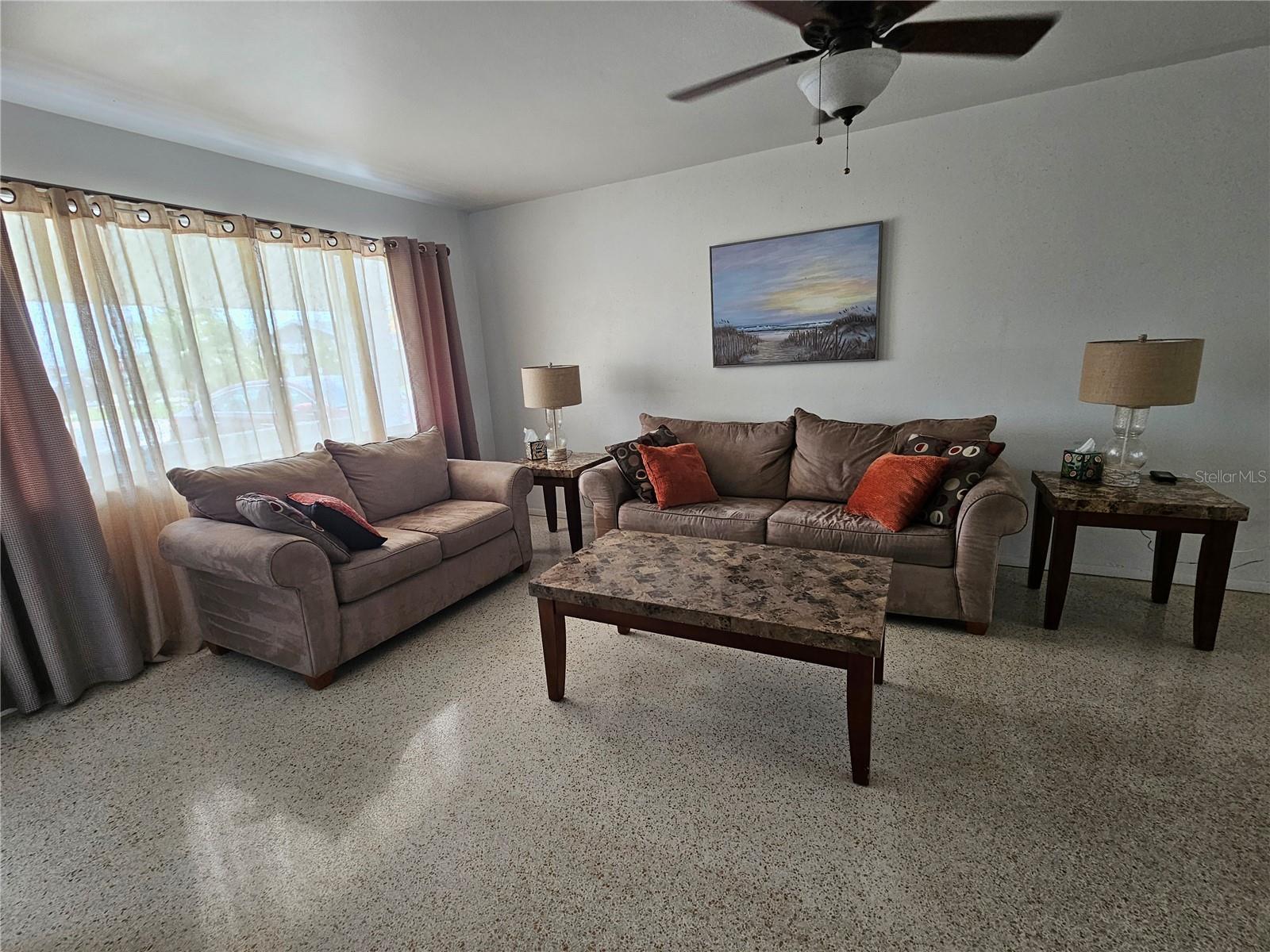 1703 AMHURST CIR — photo 12