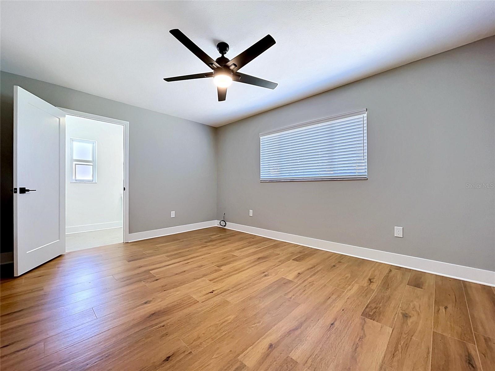 381 WESTWINDS DR — photo 28