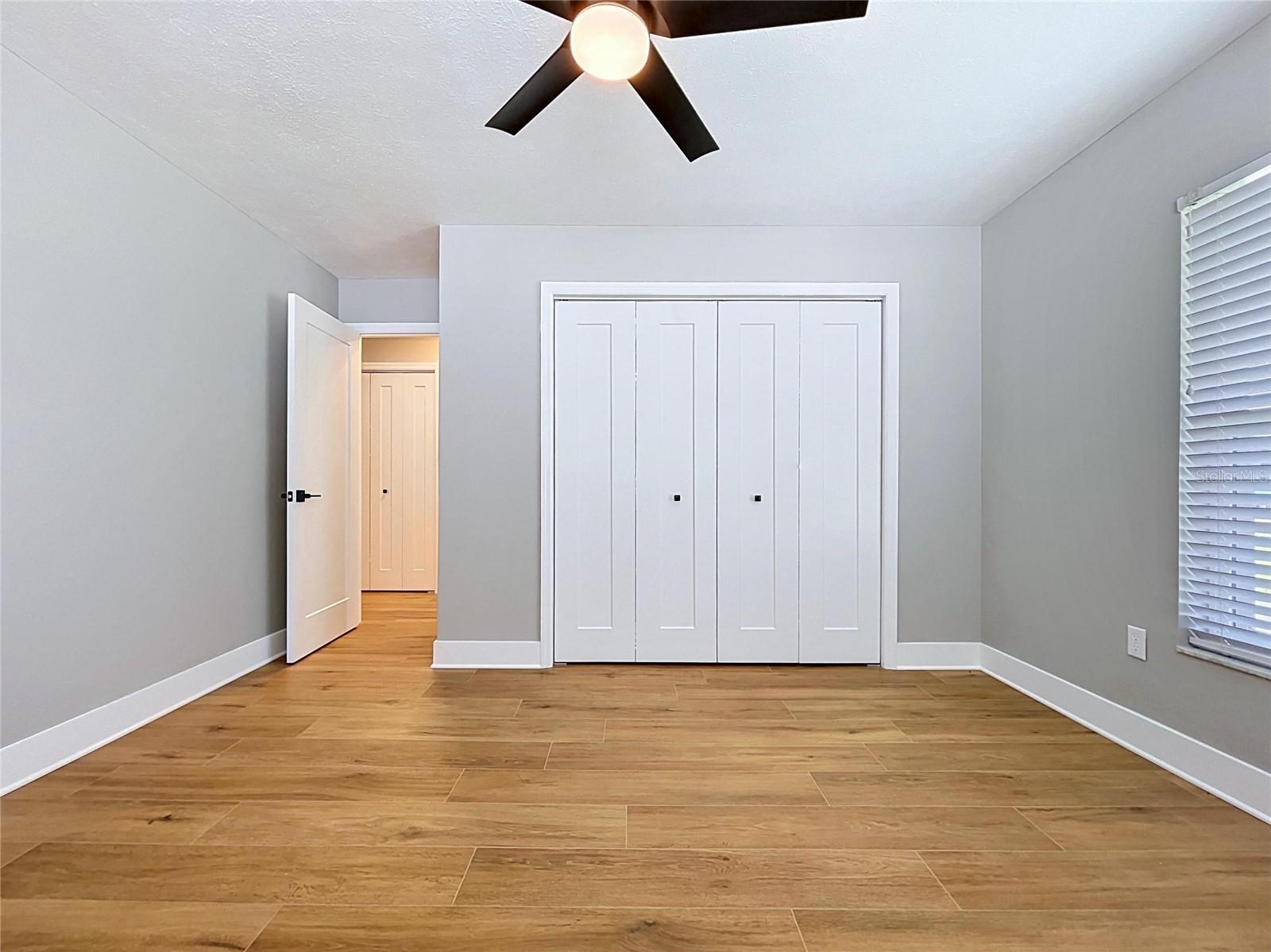 381 WESTWINDS DR — photo 40