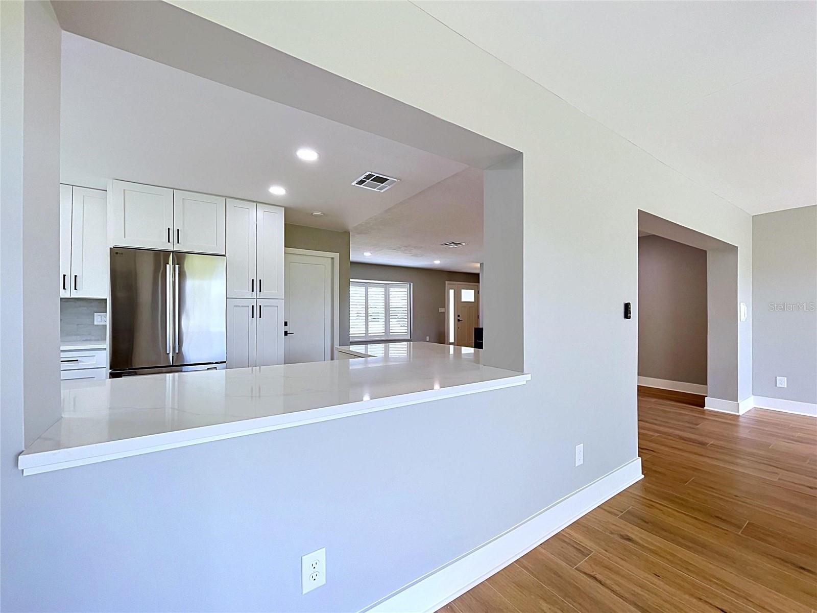 381 WESTWINDS DR — photo 23