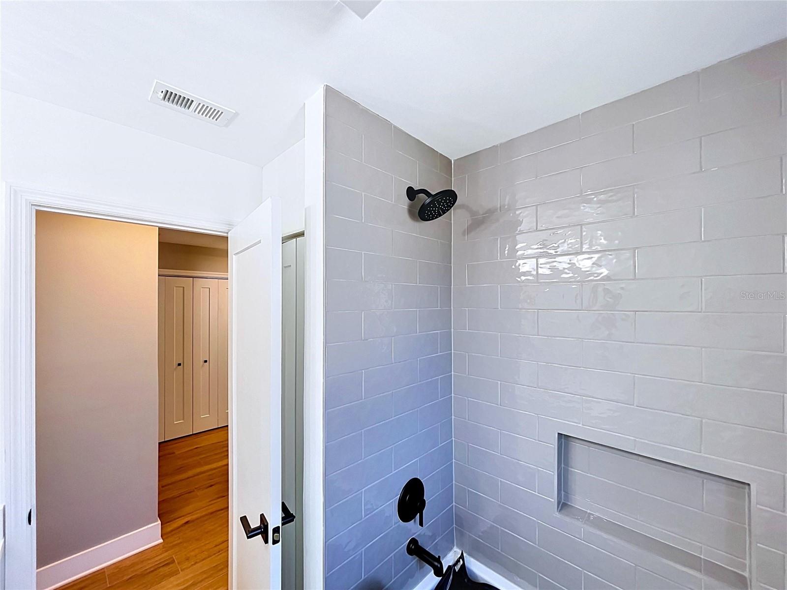 381 WESTWINDS DR — photo 43