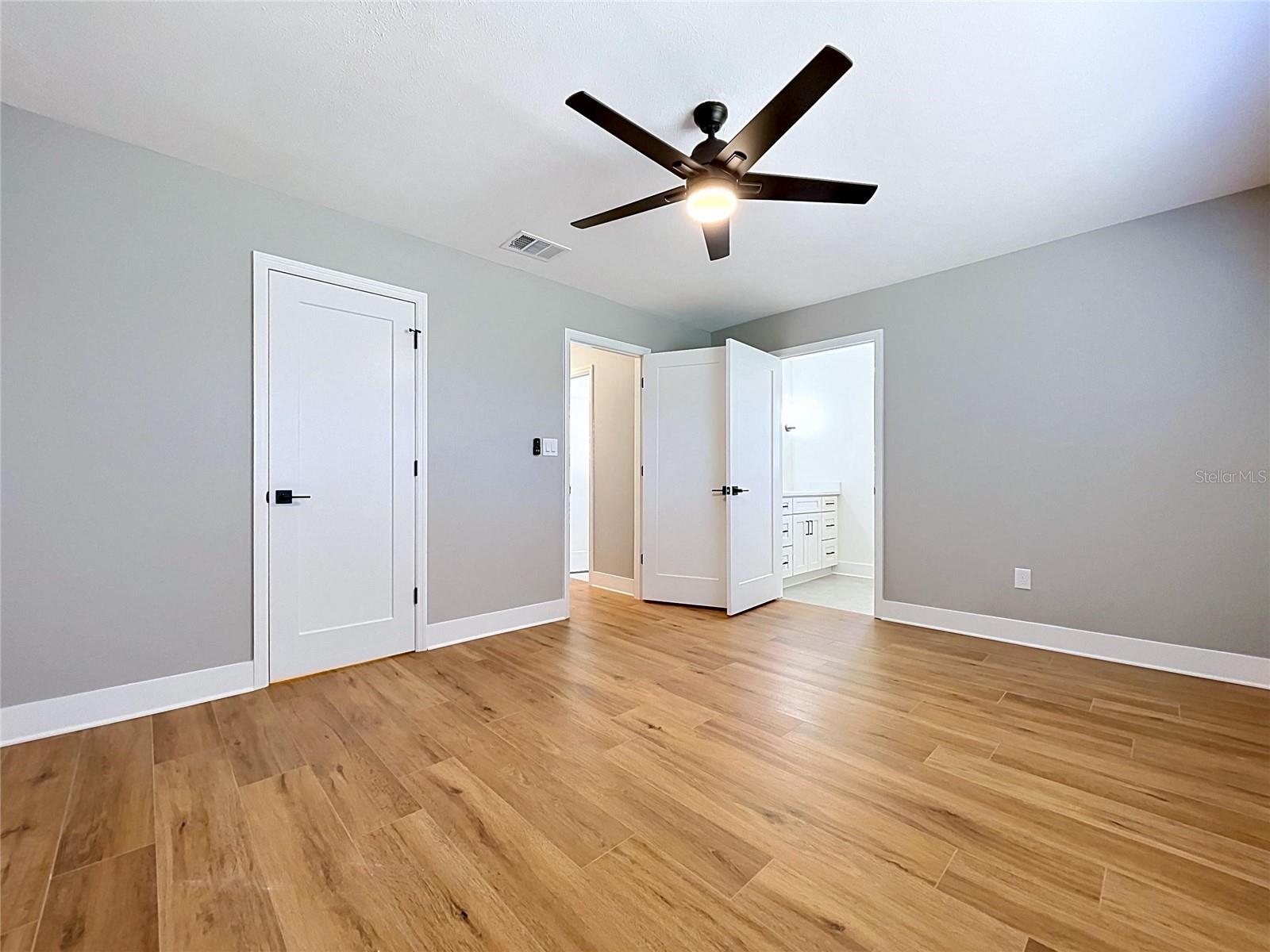 381 WESTWINDS DR — photo 30