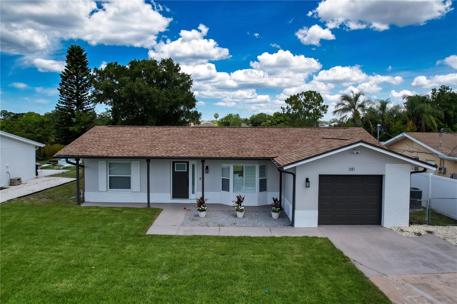 381 WESTWINDS DR — photo 65