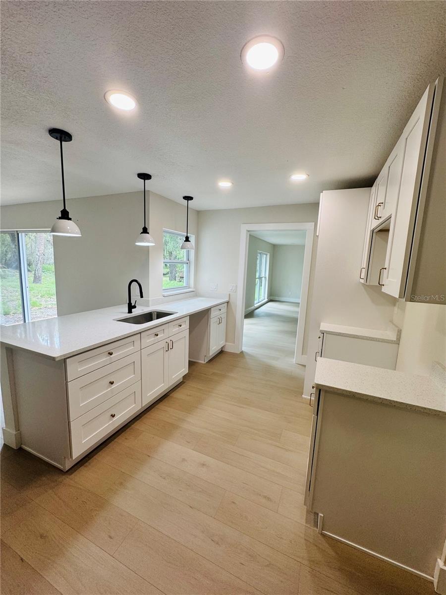 4405 COCONUT COVE PL — photo 8