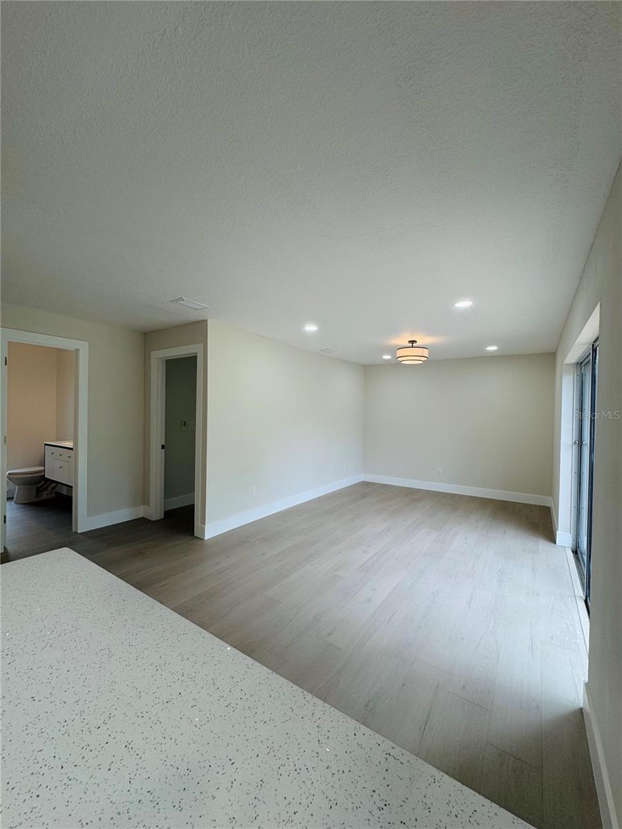 4405 COCONUT COVE PL — photo 22