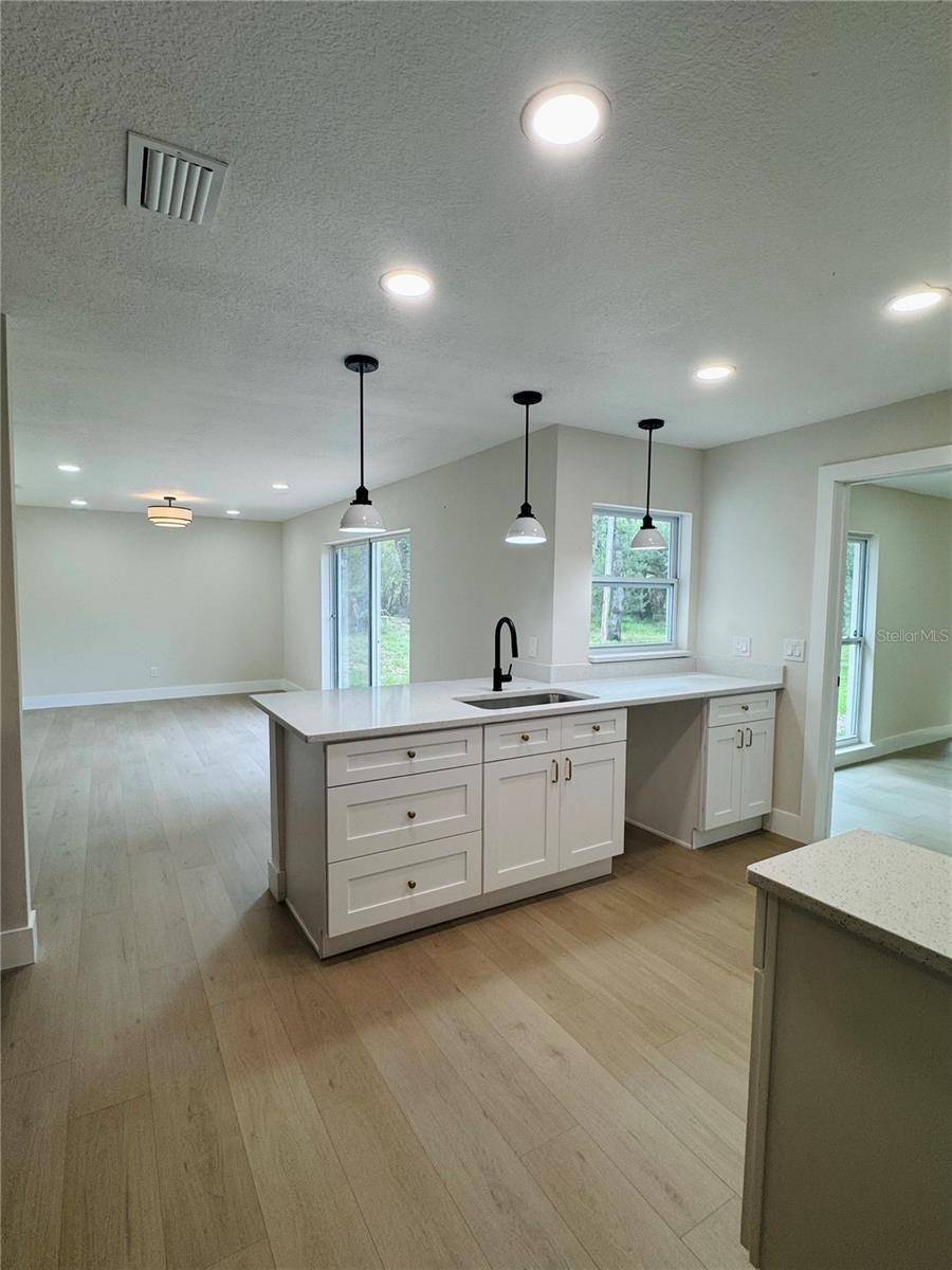 4405 COCONUT COVE PL — photo 9