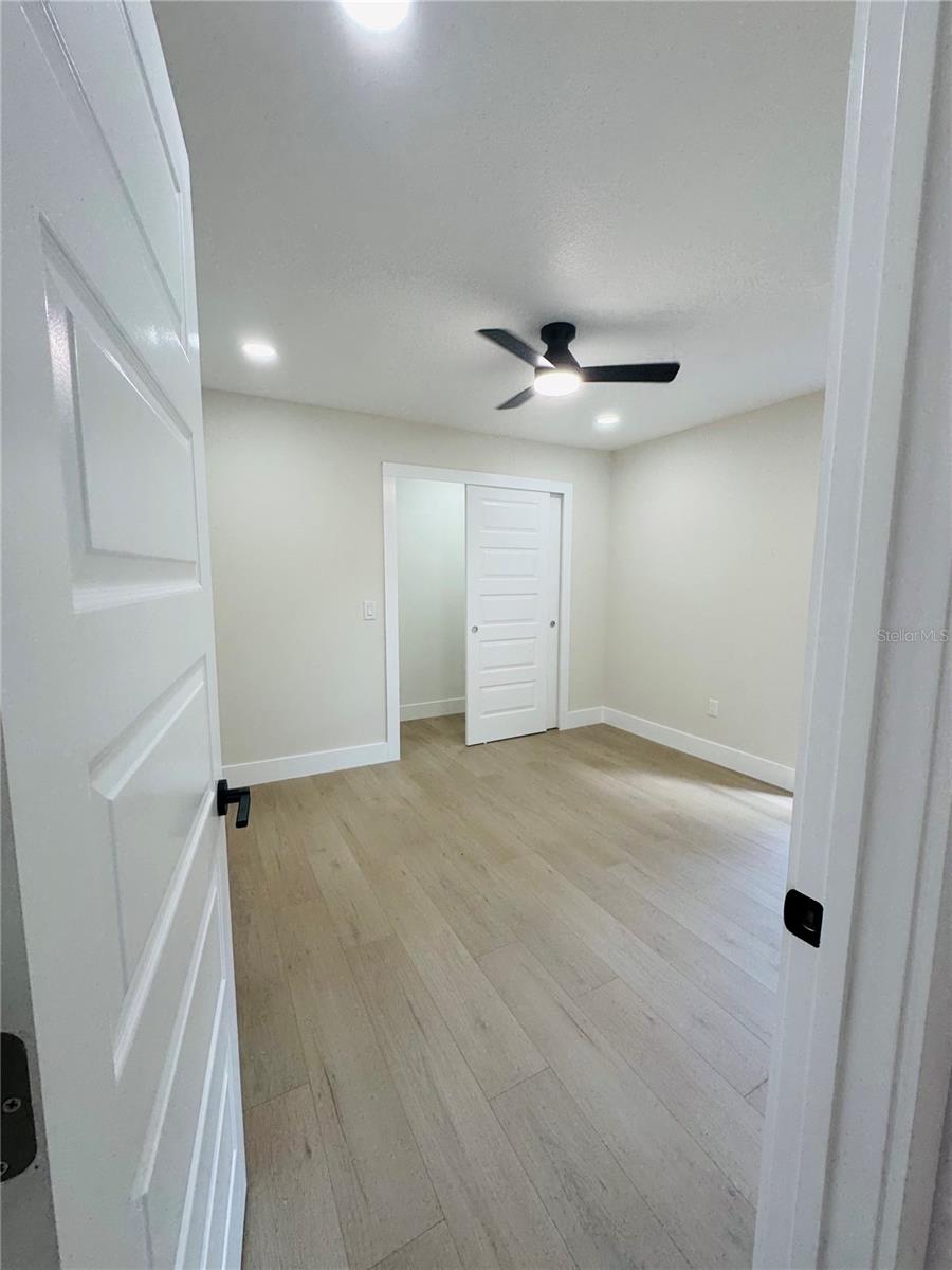 4405 COCONUT COVE PL — photo 32