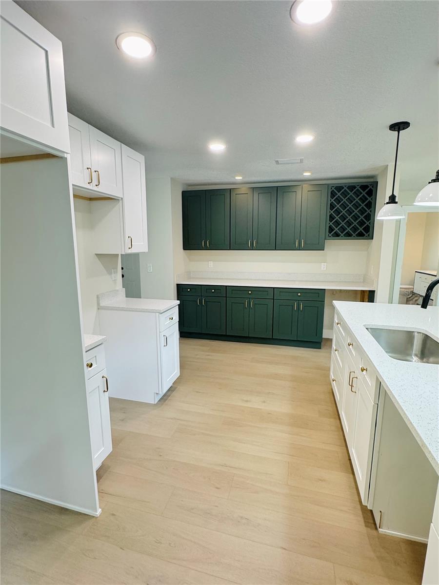 4405 COCONUT COVE PL — photo 10