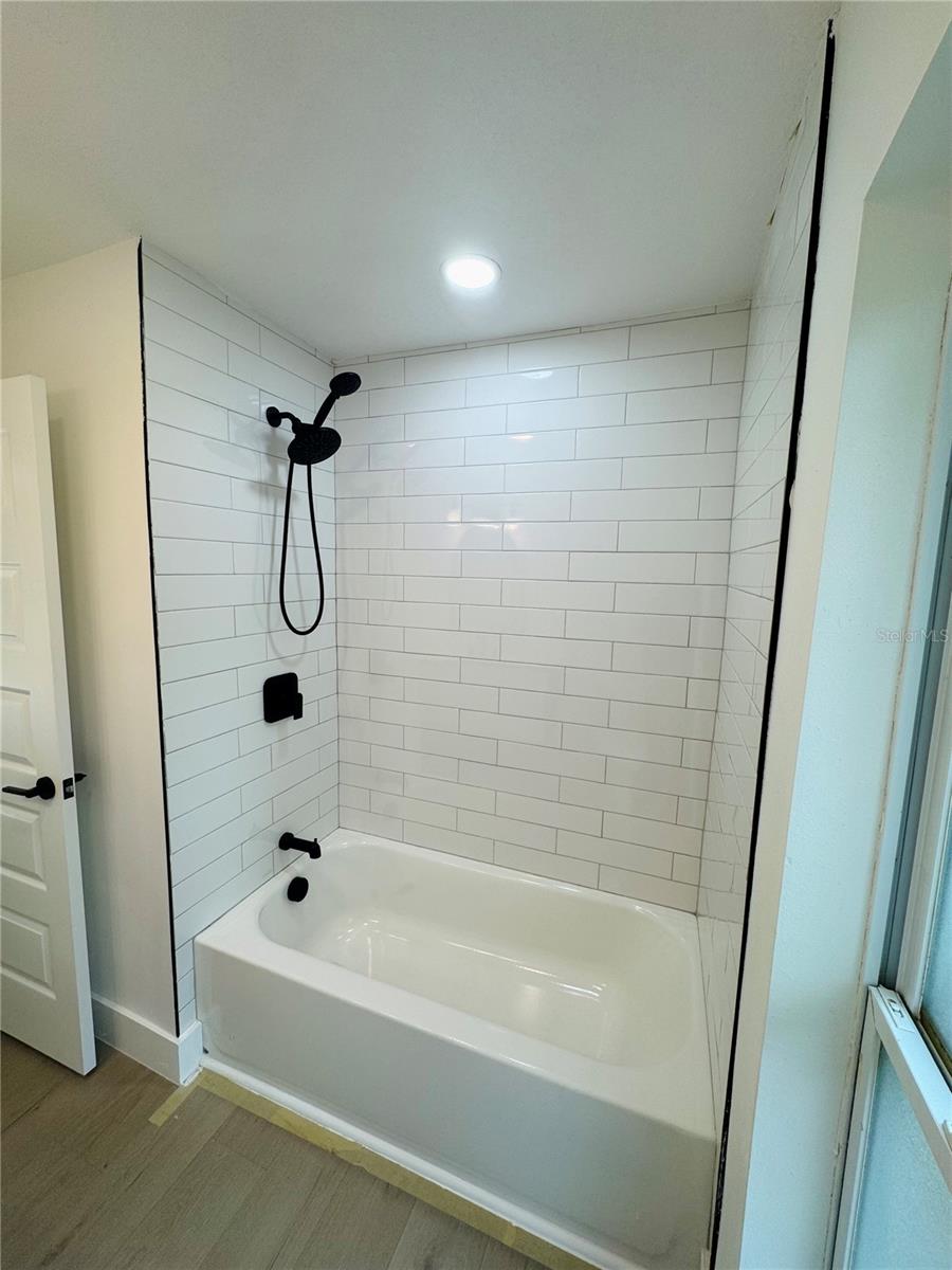 4405 COCONUT COVE PL — photo 27