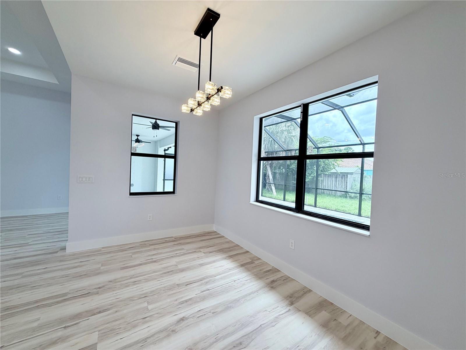 2675 YACOLT AVE — photo 18
