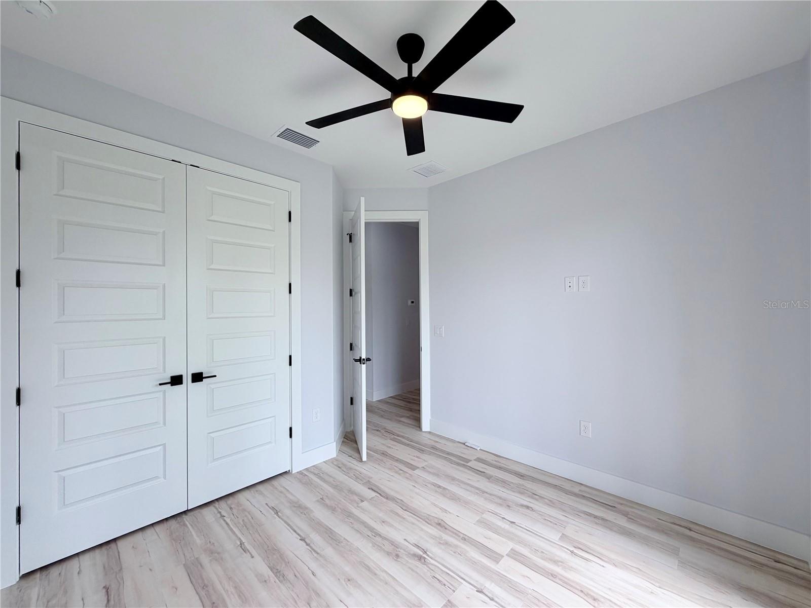2675 YACOLT AVE — photo 39