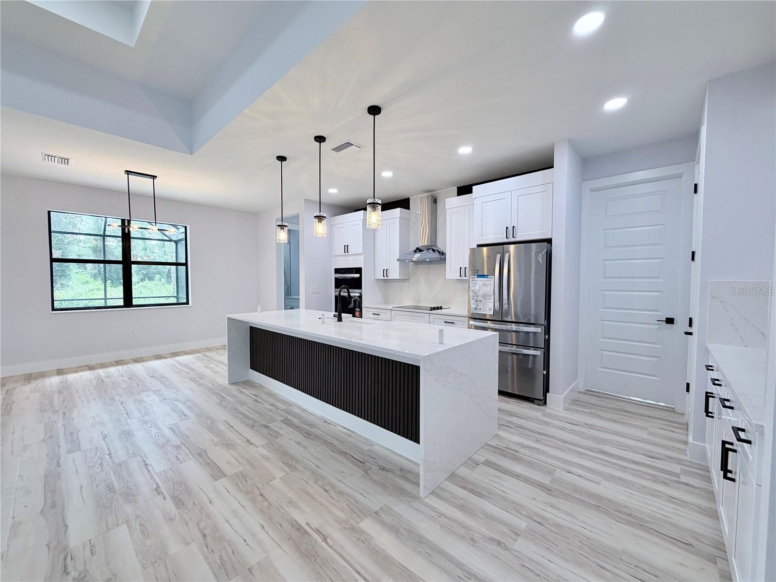 2675 YACOLT AVE — photo 8
