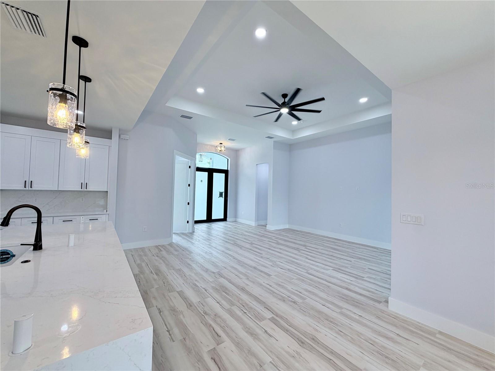 2675 YACOLT AVE — photo 6