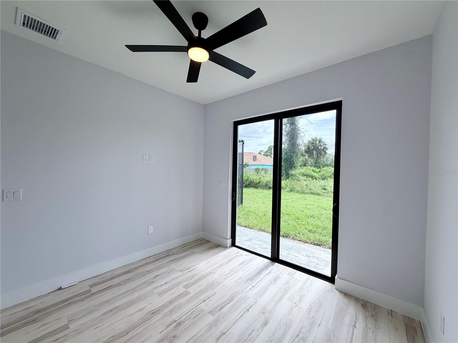2675 YACOLT AVE — photo 38